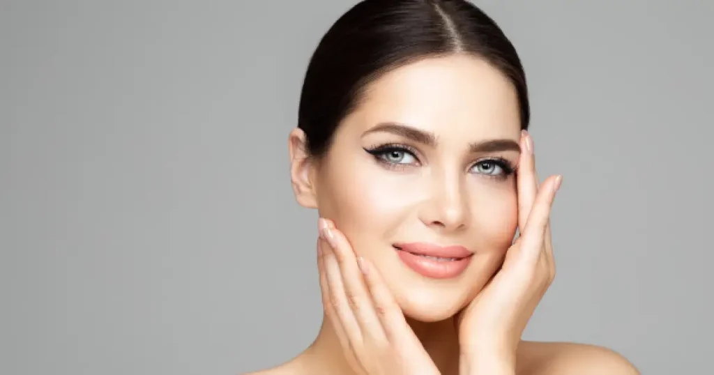 Woman is receiving Medspa treatment at Kim Bell MedSpa in Kingston, TN